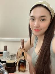 Tiffany Heaven Live added a new photo.