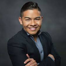 Henry Ramos joins Isis Romero for KENS 5 10 p.m. newscast