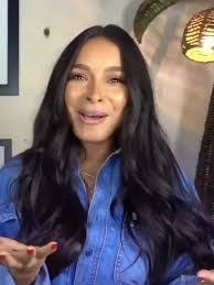 Jessica Cavan's Instagram, Twitter & Facebook