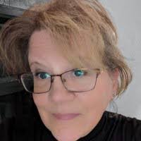 Gayle Perryman's Instagram, Twitter & Facebook