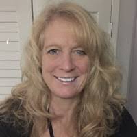 Lisa Barile's Instagram, Twitter & Facebook