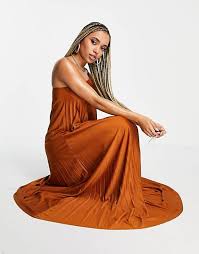 Nella collezione di abiti da cerimonia di asos troviamo tantissime proposte. Pagina 6 Abiti Da Cerimonia Abiti Da Cerimonia Lunghi Corti Asos