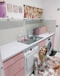 Jun 15, 2021 · stacey then shared everything she was packing for their stay in the stacey solomon way, including snacks for when he could eat, his night light, blankie, bun bun and pillow. Stacey Solomon S Home Inside The Loose Women Star And Fiance Joe Swash S Stunning Family House Ok Magazine