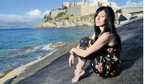 Découvrez sans plus tarder les 10 plus belles maisons de stars qui ne vont pas manquer de vous faire rêver. Marie Claude Pietragalla Danse Avec La Corse