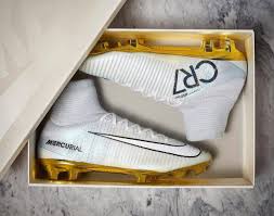 If you book with tripadvisor, you can cancel up to 24 hours before your tour starts for a full refund. Pin Auf Sneakers Ss17