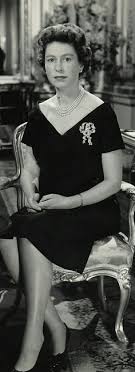 Read on to find more about her family: 470 Elizabeth Ii Ideas In 2021 Elizabeth Ii Elizabeth Queen Elizabeth