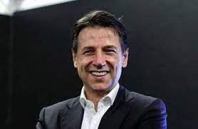 Trova immagini stock hd a tema giuseppe conte e milioni di altre foto, illustrazioni e contenuti vettoriali stock royalty free nella vasta raccolta di shutterstock. Conte Giuseppe La Foto Da Giovane Virale Sui Social