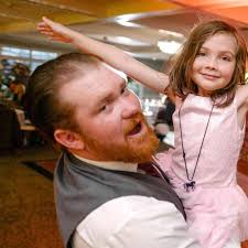 Justin Lowe Obituary (1987