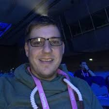 Daniel Roesch (@DanielRoesch4)