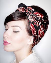 12 Hair Hacks For Short Haired Girls Short Hair Hacks Hairdos For Short Hair Scarf Hairstyles