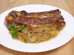 Para hacer esta receta de costillas al horno con cerveza vamos a emplear un buen costillar de cerdo, que tenga unos dos kilos aproximadamente, para que puedas servirla para 4 o 5. Costilla De Cerdo Al Horno Al Vermut Mis Cosillas De Cocina