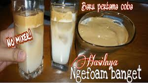 Rasa dalgona coffee dari resep di atas cukup pahit, bahkan setelah dicampur. Cara Membuat Dalgona Coffee Tanpa Mixer Hanya Dalam 3 Menit Saja Bisa Ngefoam Qnews