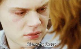 Ficha Grace Bertrand