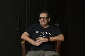 Ο καφετζόπουλος μιλά για τις 5 μακρόχρονες «αδέσποτες» σχέσεις του. Antwnhs Kafetzopoylos O Gios Toy Giwrgos Etoimazetai Na Anebei Mazi Toy Sth Skhnh Ladylike Gr