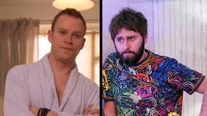 He is an actor and writer, known for that mitchell and webb look (2006), peep show (2003) and back (2017). Robert Webb Stars Console James Buckley After Inbetweeners Apology Radio X
