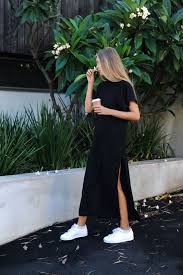 Black Jersey Maxi Dress White Sneakers 3 Antrekk Sommer Motetips Hverdagsantrekk