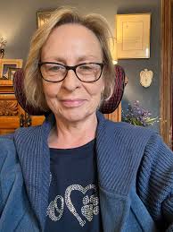 Hello,it started 6 months ago