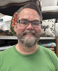 Wade Craven's Instagram, Twitter & Facebook