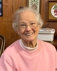 Janie Dellinger's Instagram, Twitter & Facebook