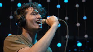 🌿 De Misty Fields vrijdag is om je vingers bij af te likken. Behalve Crack  Cloud en NewDad is synthpoptrio Nation of Language een must see! De band  neemt je mee naar de hoogtijdagen van eightiesbands ...