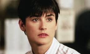 歷經無數次的胎死腹中，電影版《沙丘》為何讓那麼多導演想要挑戰？