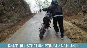 Kita semua tahu motorsikal memerlukan minyak enjin supaya dapat beroperasi dengan lancar. Oli Motor Terbaik Rawat Kendaraan Dalam Waktu Lama