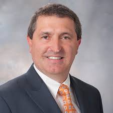 The Distinguished Engineering Alumni Award