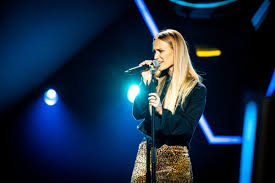 Simon zit in team natalia en hij houdt wel van wat rockmuziek. Oude Bekende Duikt Plots Op In The Voice Van Vlaanderen Nieuws7 Be