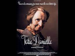 Tatie Danielle Que Hacemos Con La Abuela Youtube