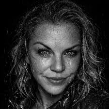 I feel like we are seeing posts about kids having a hard time making  friends at college daily here. I can't help but to think we are all seeing  the effects of