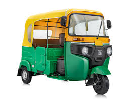 Bajaj Compact Re 3-Seater/Cng Auto Rickshaw Price In Delhi In 2024