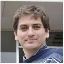 High-order interdependencies in the aging brain