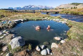 20 Amazing Things To Do In Idaho For First Time Visitors Visit Idaho Scenic Road Trip Scenic Byway