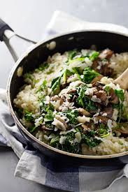 Garlic Butter Mushroom Risotto Pinch Of Yum Recipe Risotto Recipes Tasty Vegetarian Recipes Recipes