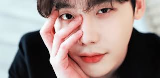 By downloading this app you'll get a huge collection of astro wallpaper kpop to use them in your mobiles or tablets. Hi Keep Safe Lee Jung Suk Hd Wallpapers