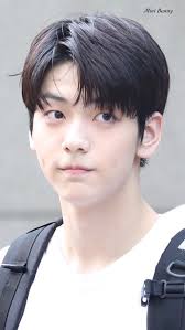 Pin By Rannah On Txt Don T Call The Police On Me Bc You Died You Re The One That Looked Here Txt Dimples Korean K Pop