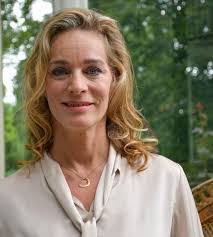 Francisca Kramer's Instagram, Twitter & Facebook