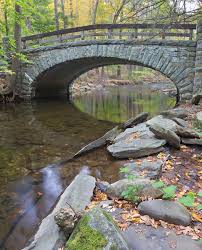 The headless horseman bridge described by irving was a real feature that was once found in sleepy hollow, although the original wooden structure has long since rotted away and been succeeded by several replacements, including a modern bridge that accommodates motorized traffic. The Real Sleepy Hollow The Headless Horseman Bridge