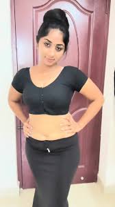 Sharmy Tamil Insta Influencer Seducing Hot - EPORNER