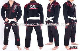 Résultat de recherche d'images pour "jiu jitsu gi"