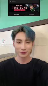 JEKBUTAN SEE YOU LATER ON 10PM 🙆🏻‍♂️🙆🏻‍♂️❤️ #IsaacVkm #邬凯名 #아이젝 #젝톡 #fyp