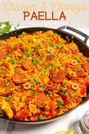 Chorizo And Chicken Paella Girl With The Iron Cast In 2020 Chicken Paella Paella Recipe Easy Paella Recipe Chicken