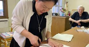 Oregon's 'sewing' sisters, local Catholic community make face masks, gowns 