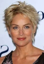 Kurzhaarfrisuren 2019 bob kurzhaarfrisuren damen 2019 tastaturkurzbefehl frisuren … inhaltsverzeichnisfreche kurzhaarfrisuren damenfreche kurzhaarfrisuren frauen kurzhaarfrisuren frech fransig damen 2019 wir sammelten die besten fotos. Die Besten Kurzhaarfrisuren 2018 Kurzhaarfrisuren Haarschnitt Kurz Haarschnitt