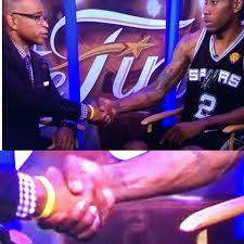 Kobe bryant talks about hand size, comparisons with michael jordan. Kawhi Leonard Hands Vs Shaq