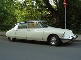 A Beautiful Piece Of Design From The 60s I Want One Citroen Ds Citroen Citroen Car