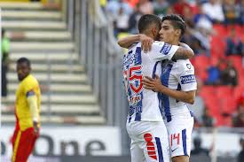 Fue considerado uno de los 40 mejores futbolistas jóvenes del mundo en una lista publicada por el diario británico the guardian a mediados de octubre de 2014. Erick Aguirre Se Despide De Victor Guzman Tras Su Fichaje Con Chivas Mediotiempo