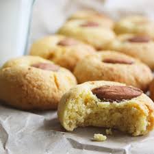 Find 50 christmas cookie recipes and ideas for holiday baking! Almond Cookies Moroccan Ghriba Gestational Diabetes Uk
