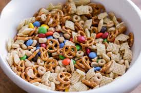 In honor of all those kiddos going back to school, i have a recipe for the ultimate treat that parents and kids can both agree on.and snack on! White Trash Recipe Perfect For Parties Video Lil Luna