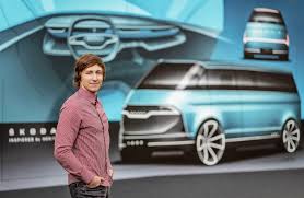 Škoda 1203 (lidově zvaná „dvanáctsettrojka) je první a dosud jediný český, resp. Mtxofvhcisgg3m